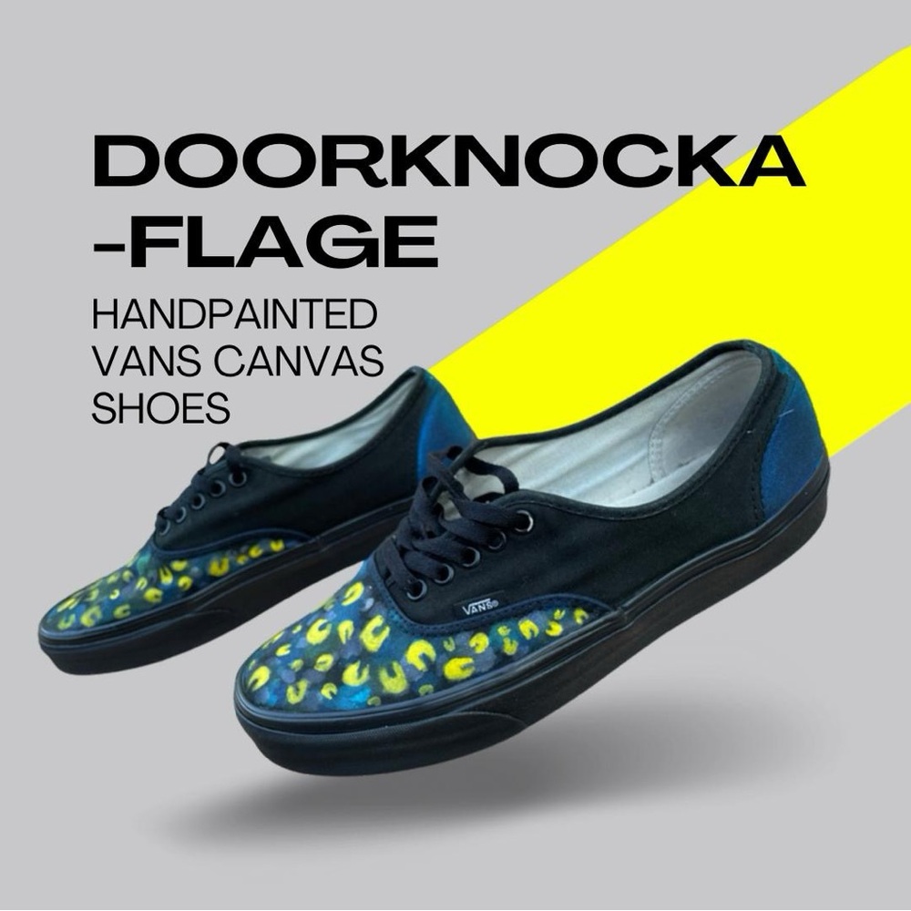 Vans Black and Blue Canvas Shoes with Yellow Accents UNISEX Wmn 11 Mn 9.5